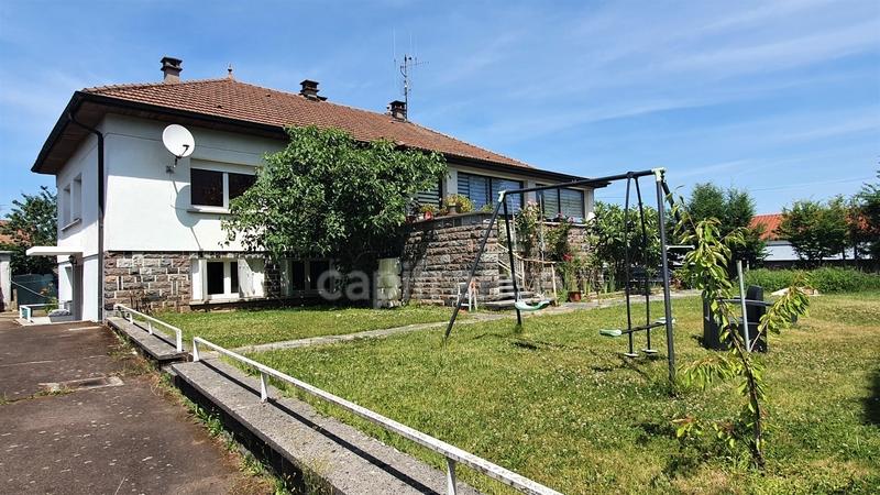 Maison - 187 m² - 9 pièces