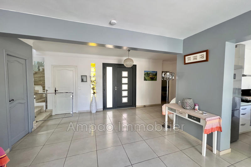 Maison - 137 m² - 5 pièces