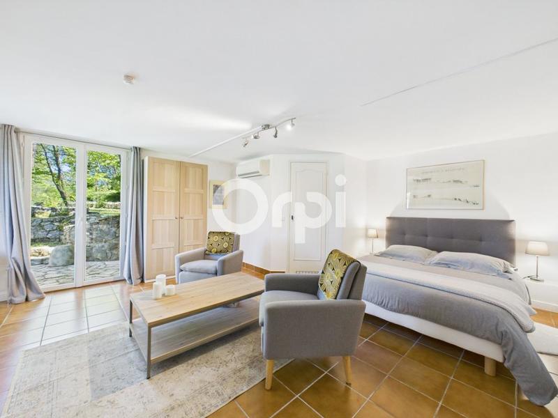 Villa - 172 m² - 6 pièces