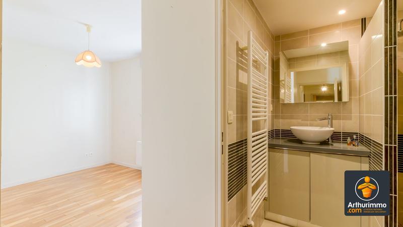 Appartement - 92 m² - 4 pièces