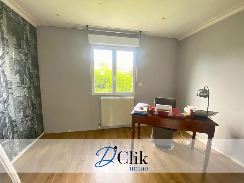 Maison - 178 m² - 7 pièces