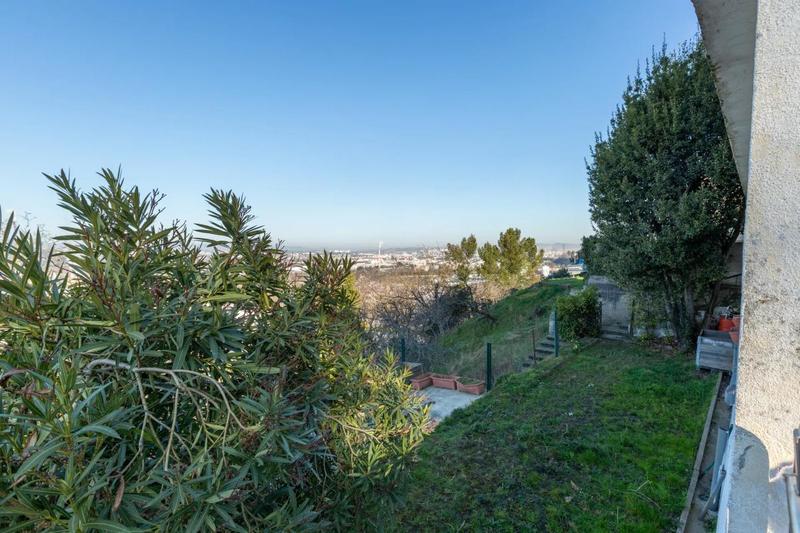 Appartement - 77 m² - 4 pièces