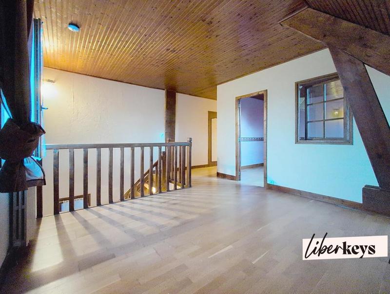 Maison - 169 m² - 7 pièces