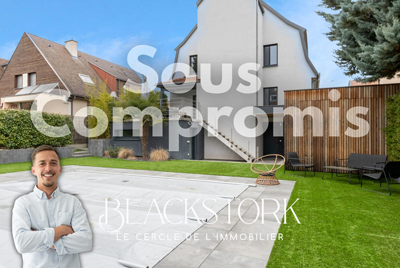 Villa - 243 m² - 7 pièces