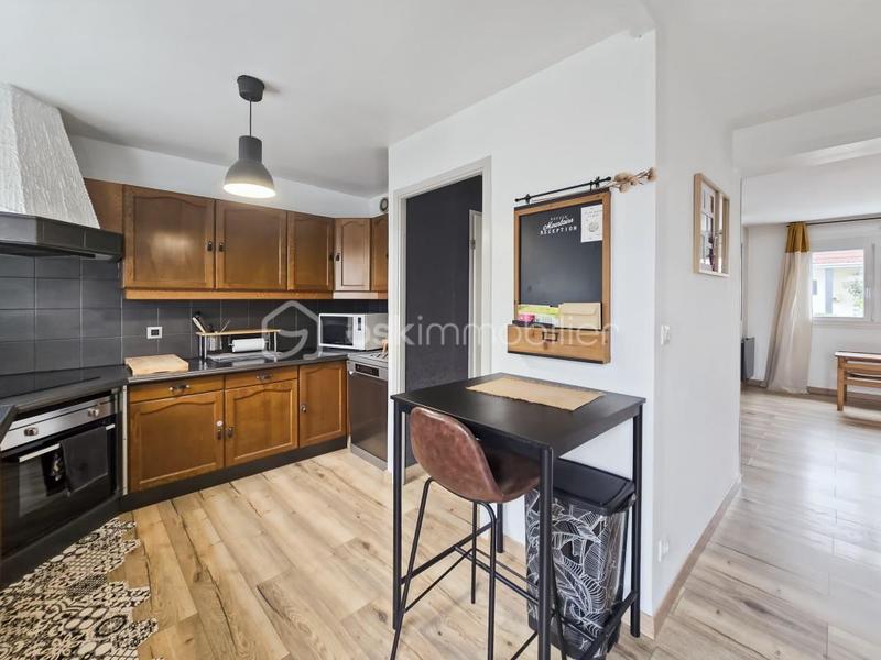 Maison - 98 m² - 5 pièces