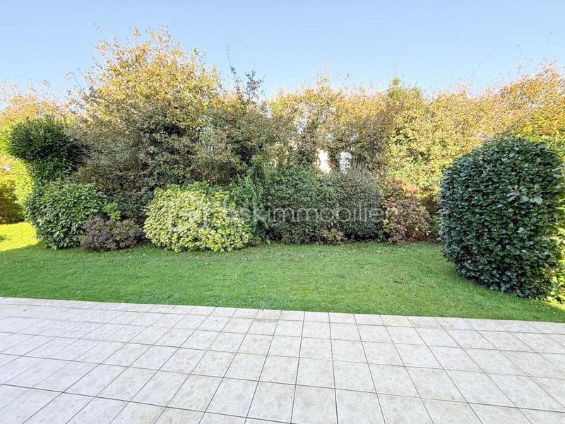 Maison - 160 m² - 8 pièces