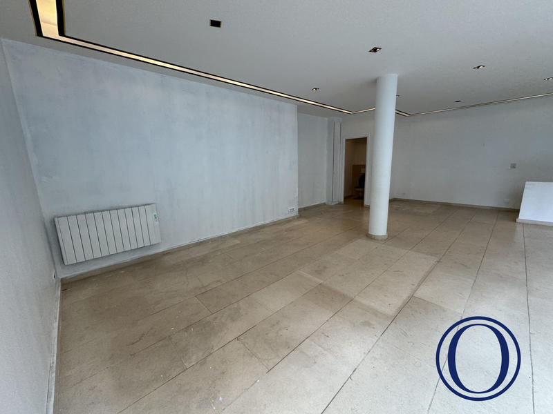 Local commercial - 87 m²