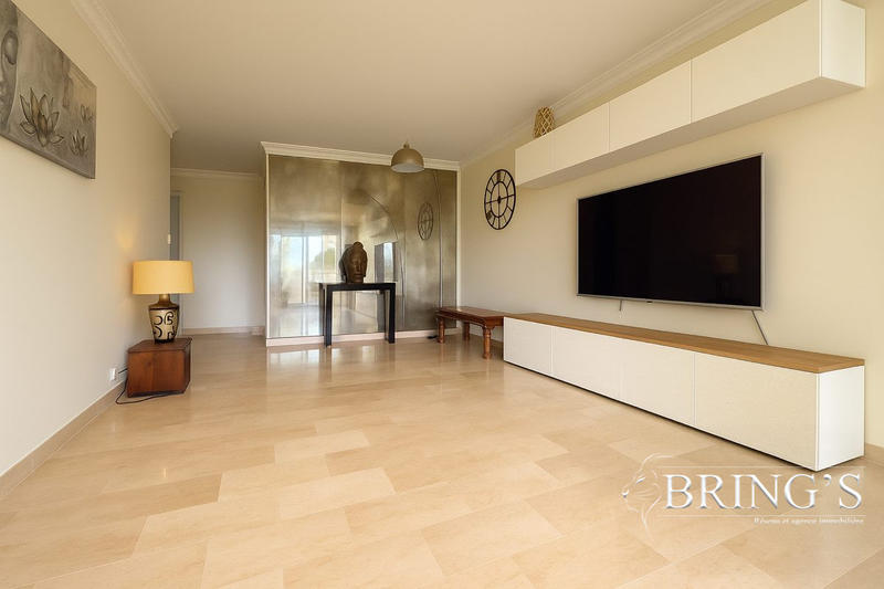 Appartement - 61 m² - 2 pièces