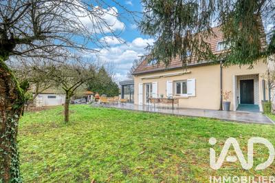 Maison - 131 m² - 6 pièces