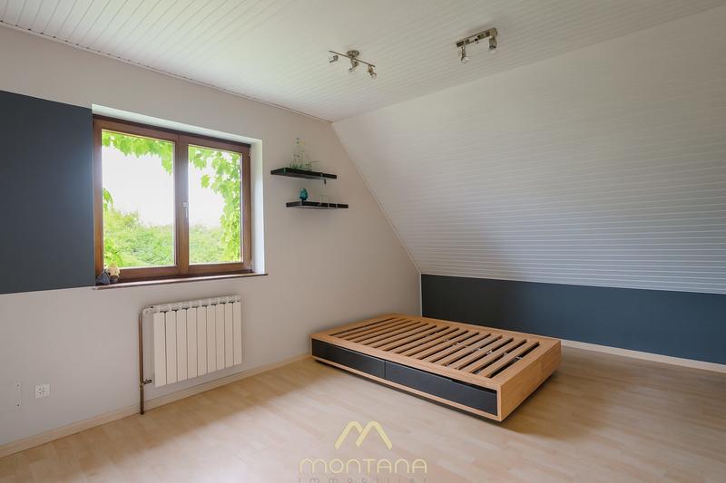 Maison - 230 m² - 7 pièces