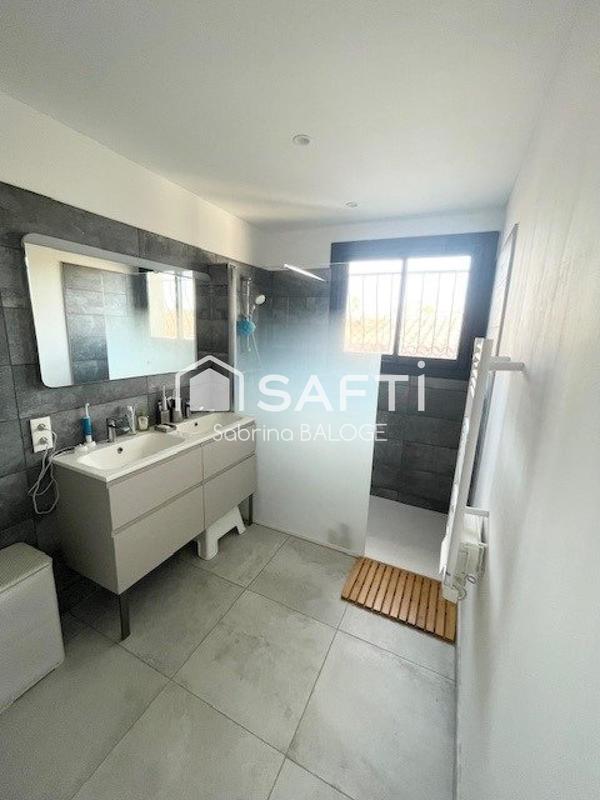 Maison - 100 m² - 8 pièces