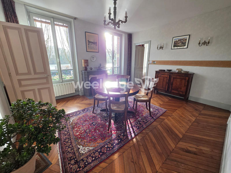 Appartement - 84 m² - 4 pièces