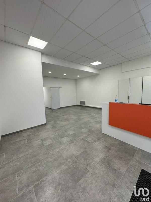 Local commercial - 110 m²