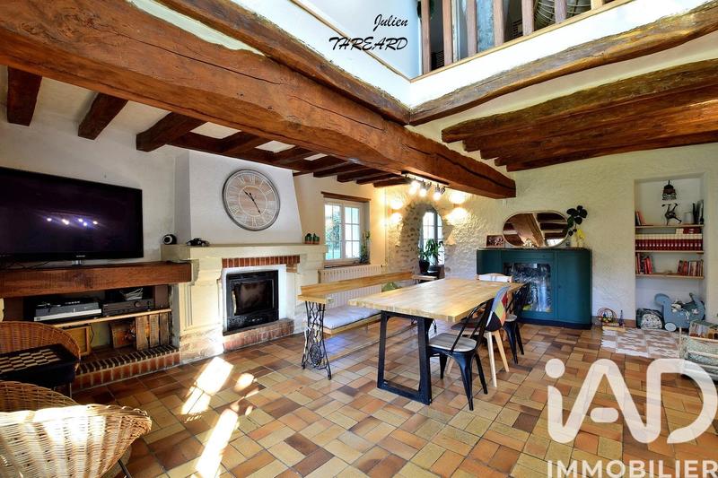 Maison - 225 m² - 6 pièces