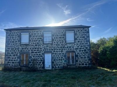 Maison - 180 m² - 7 pièces