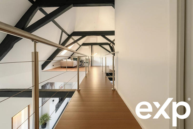 Maison - 180 m² - 6 pièces