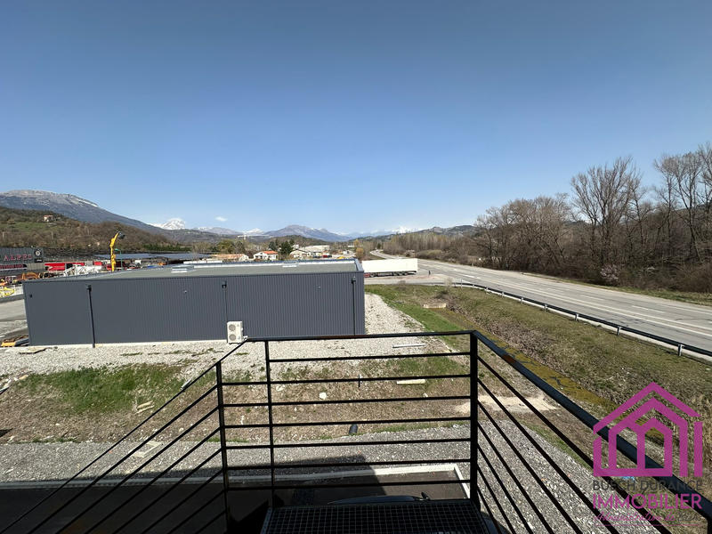 Local commercial - 145 m²