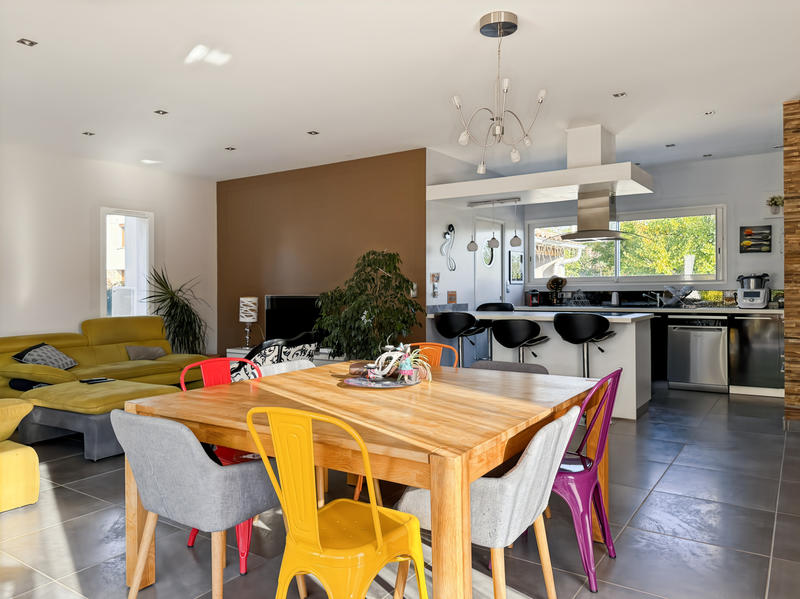 Maison - 136 m² - 5 pièces