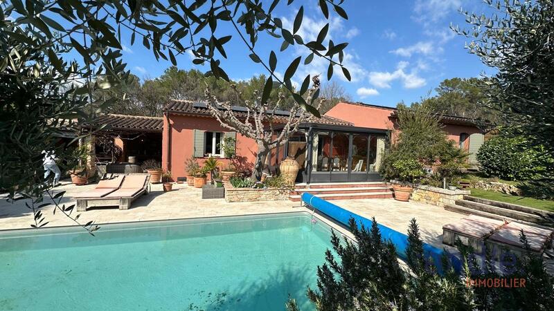 Maison - 140 m² - 4 pièces