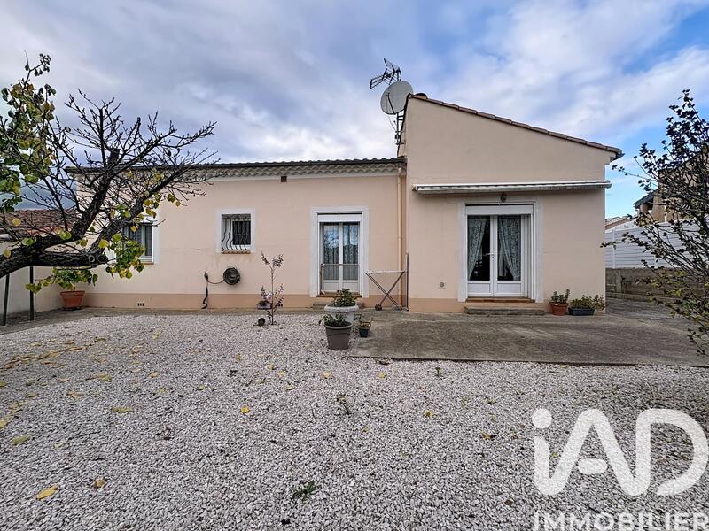 Maison - 92 m² - 4 pièces