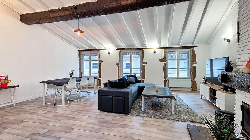 Appartement - 64 m² - 2 pièces