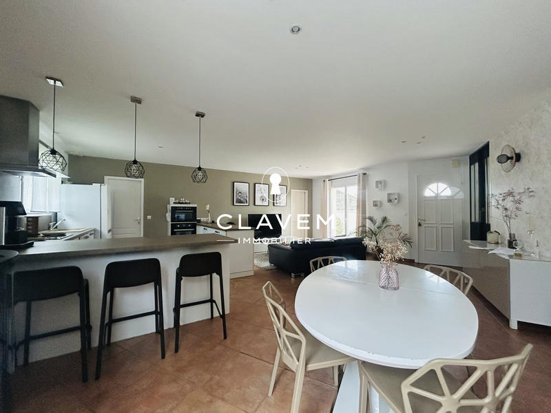 Maison - 108 m² - 5 pièces