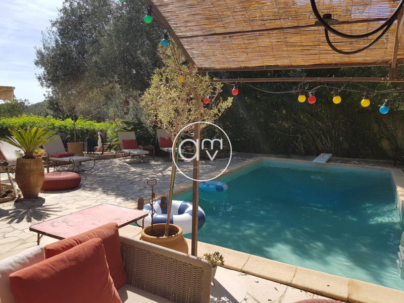 Maison - 126 m² - 5 pièces