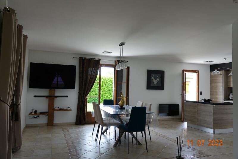Maison - 95 m² - 4 pièces