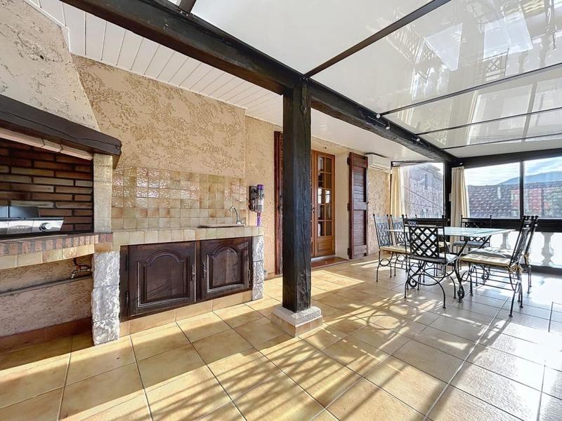 Maison - 88 m² - 3 pièces