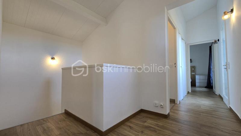 Maison traditionnelle - 130 m² - 7 pièces