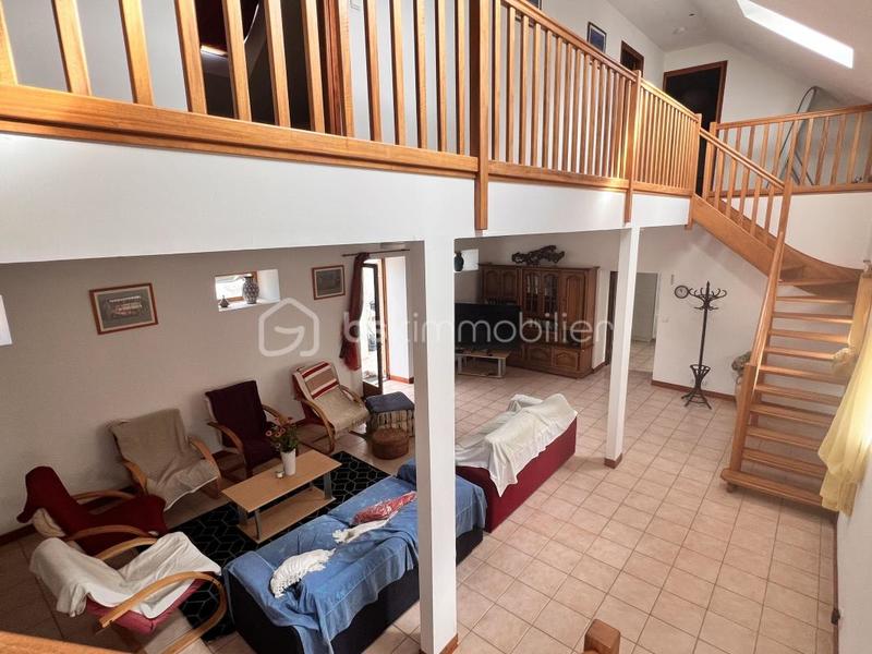 Maison de campagne - 660 m² - 24 pièces