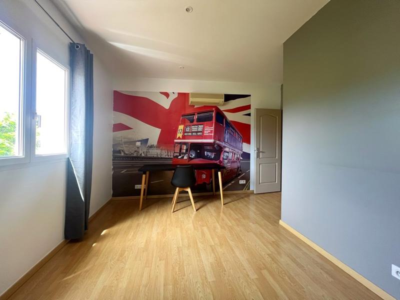 Villa - 207 m² - 8 pièces