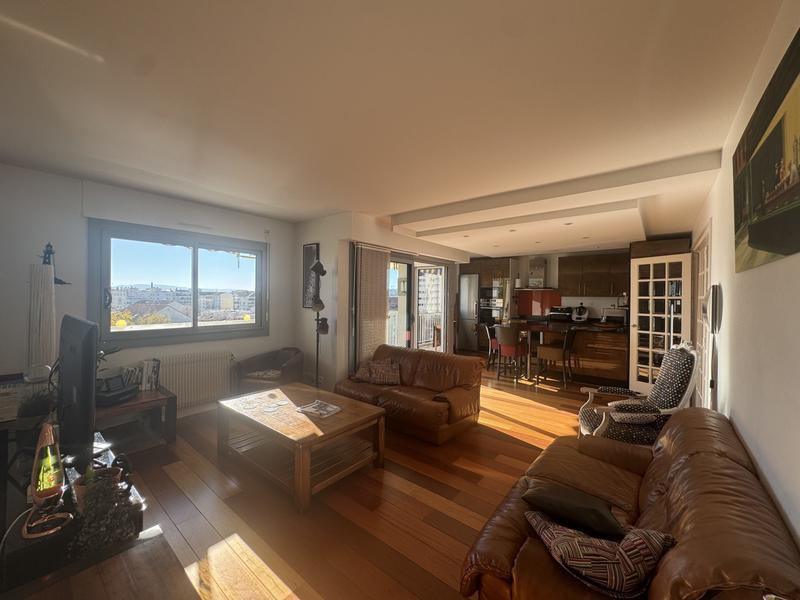 Appartement - 114 m² - 4 pièces