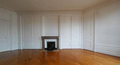 Appartement - 92 m² - 3 pièces