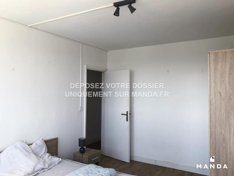 Chambre - 10 m² - 4 pièces