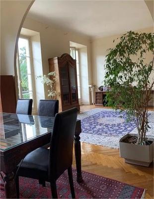 Appartement - 120 m² - 4 pièces