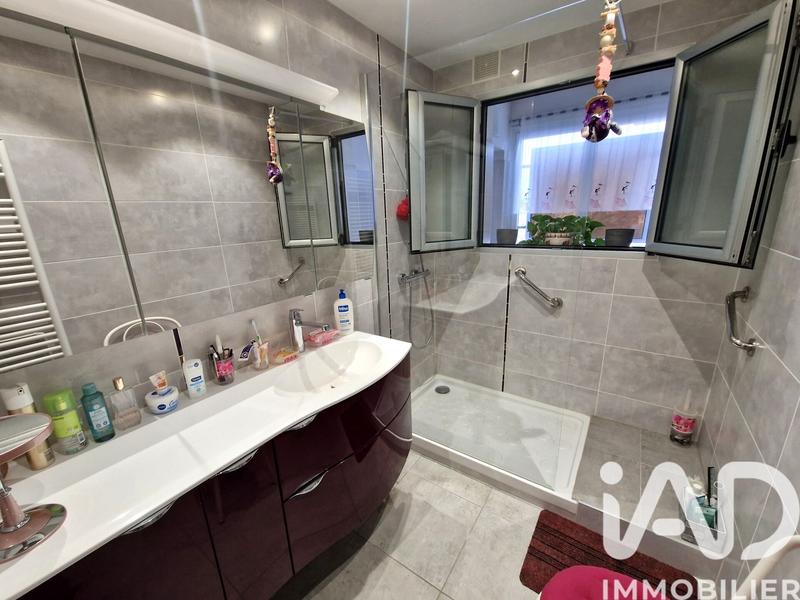 Appartement - 85 m² - 4 pièces