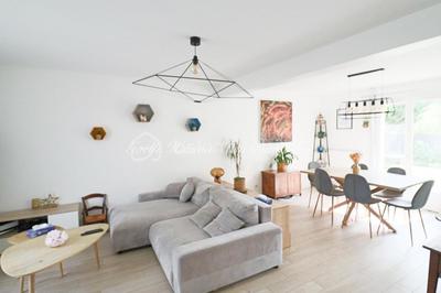 Maison - 98 m² - 6 pièces