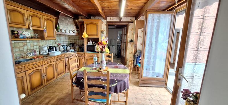 Maison - 110 m² - 6 pièces