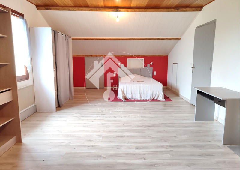 Maison - 200 m² - 7 pièces