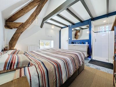 Loft - 65 m² - 3 pièces