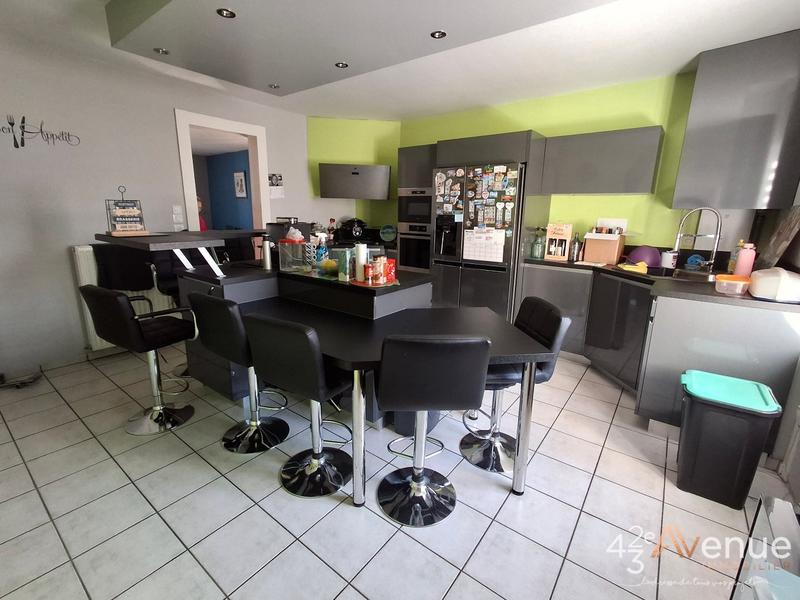 Maison - 172 m² - 6 pièces