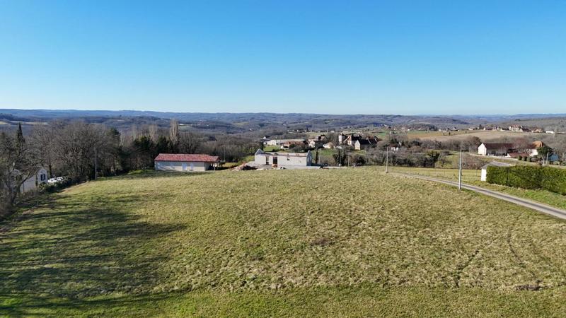 Terrain constructible - 2 713 m²