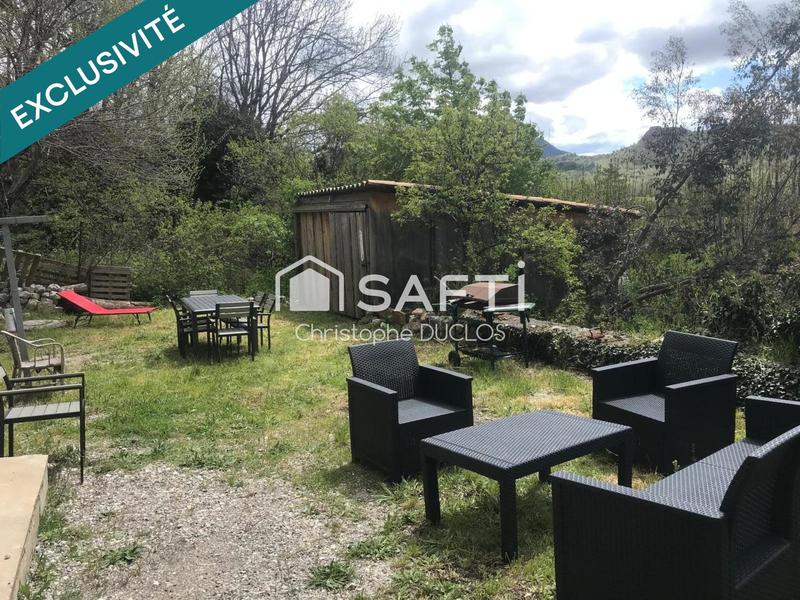 Local commercial - 216 m² - 10 pièces