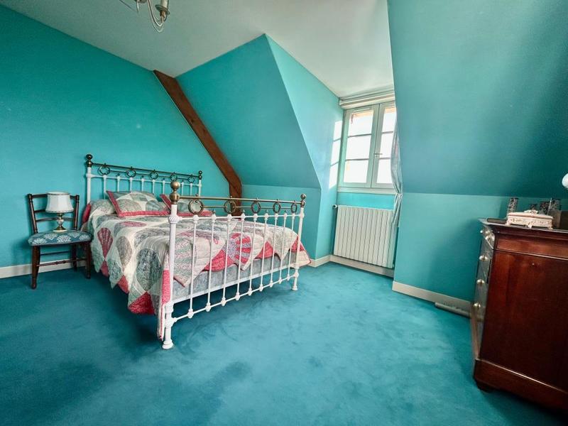 Maison - 292 m² - 5 pièces