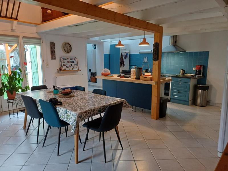 Maison - 97 m² - 6 pièces