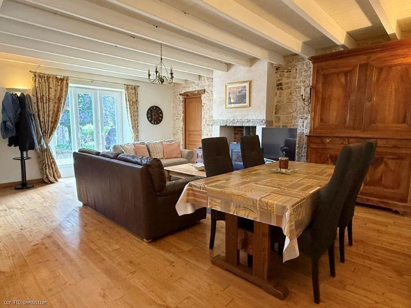 Maison en pierre - 125 m² - 4 pièces