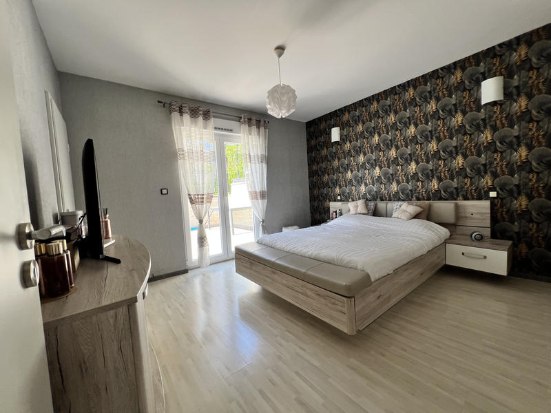 Maison - 163 m² - 6 pièces