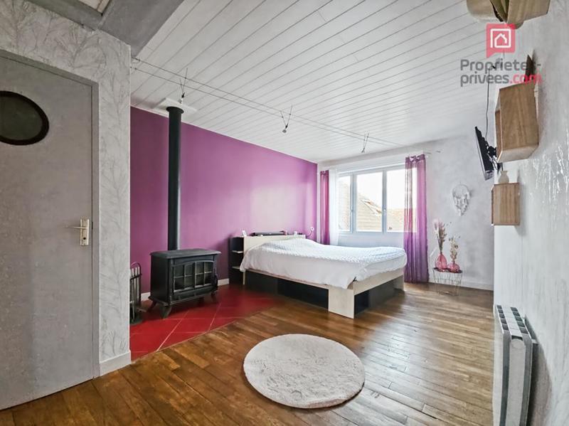 Maison - 233 m² - 7 pièces