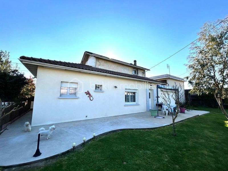 Maison en pierre - 94 m² - 5 pièces